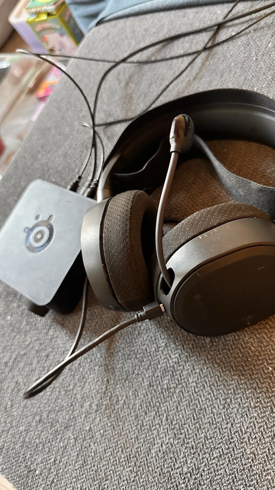 SteelSeries Arctis 1 Wireless 2.4GHz Over-Ear Boom Mic - photo 3