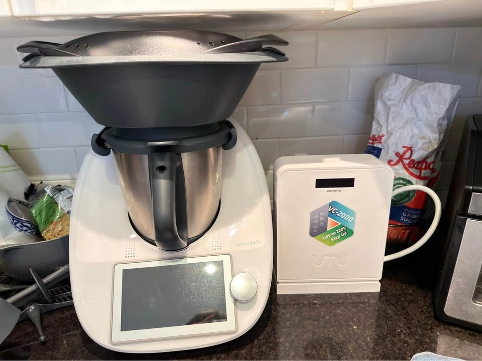 Thermomix TM6 All-in-One Kitchen Appliance (with Converter)