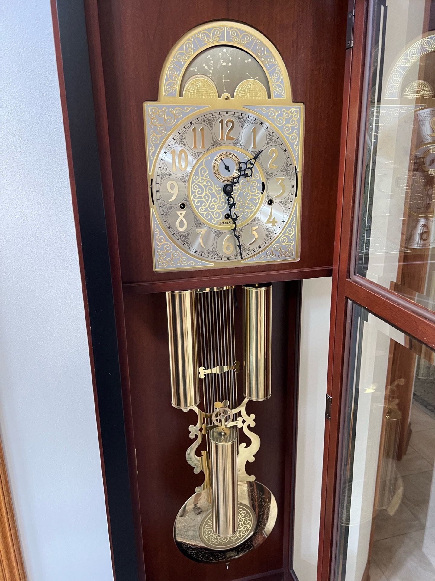 ETHAN ALLEN GRANDFATHER CLOCK - photo 2