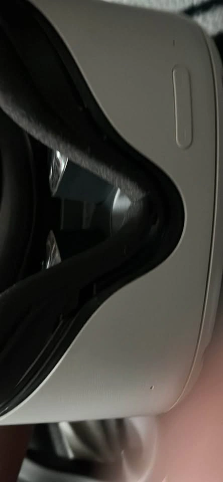 Meta quest 2 HEADSET WORKS (USED QUALITY) - photo 5