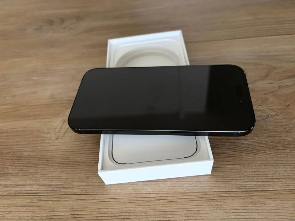 iPhone 15 128GB Black Original Phone 89% Battery - photo 4