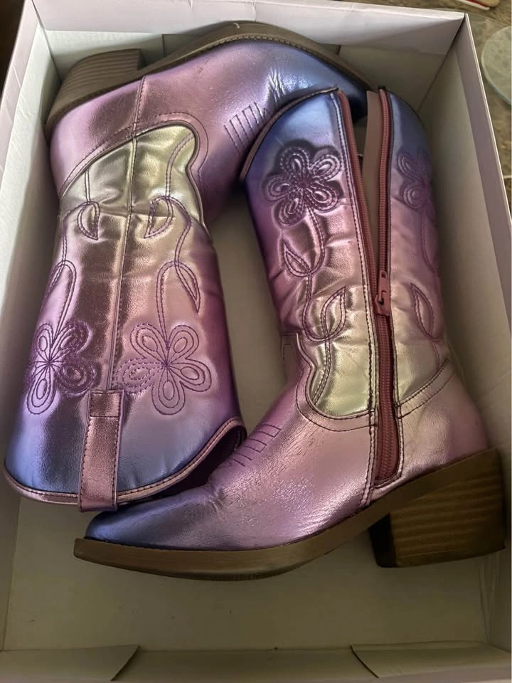 Madden girl cowgirl boots size 3 girls - photo 2