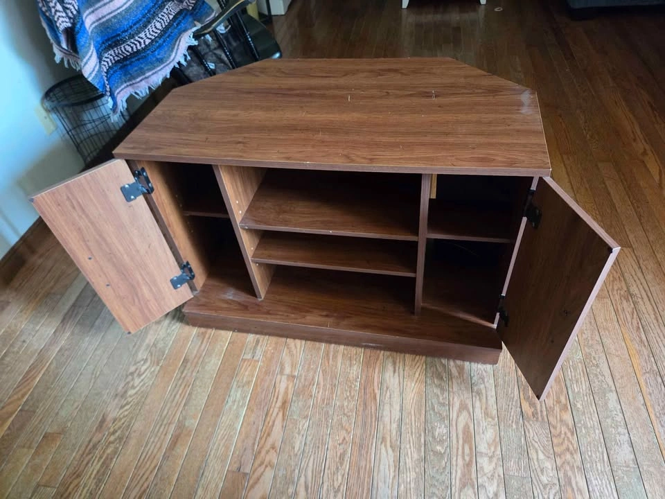 Tv Stand - photo 2