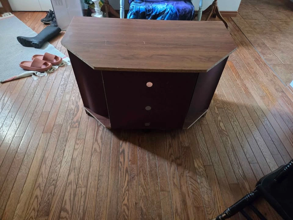 Tv Stand - photo 3
