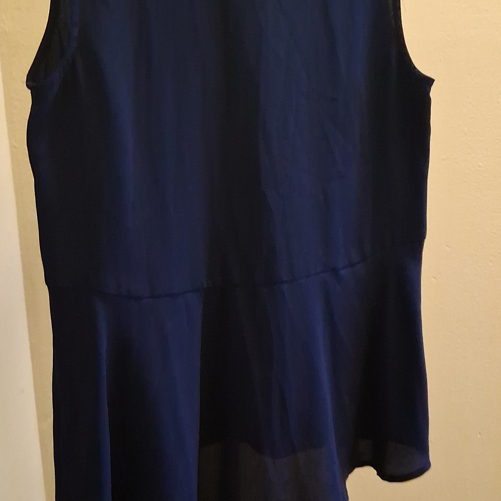 Dana Buchman Blue Solid Sleeveless V-Neck Pullover Blouse Size S - photo 3