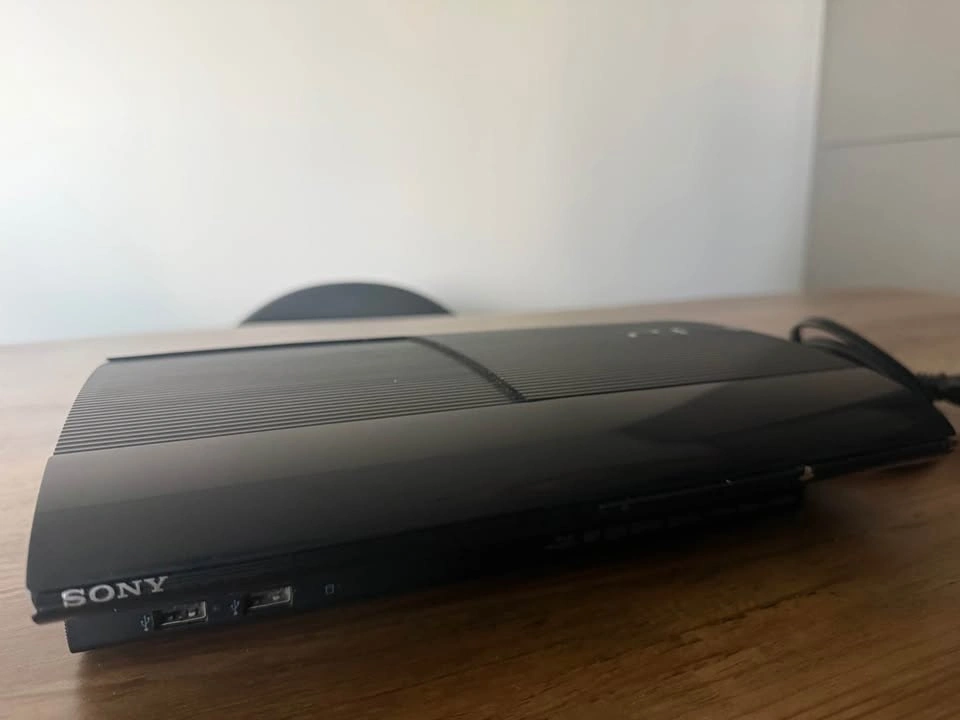 PS3 Super Slim 500 GB - photo 2