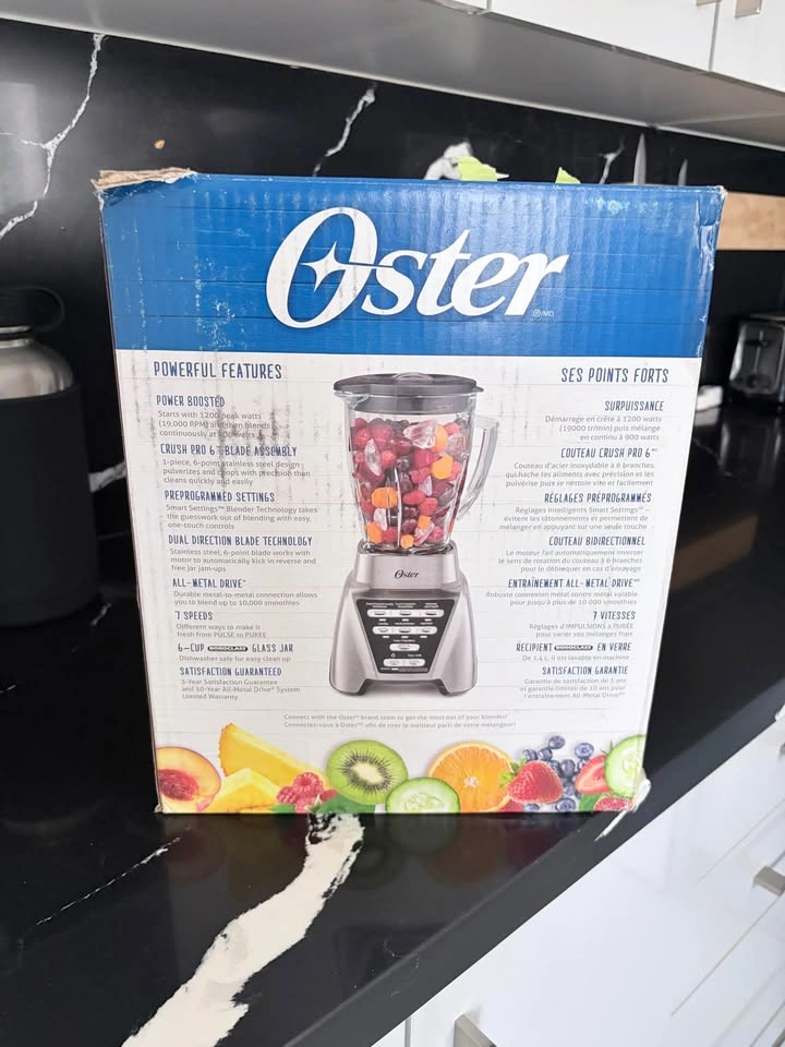 Oster Blender with Glass Jar and Travel Cups - photo 5