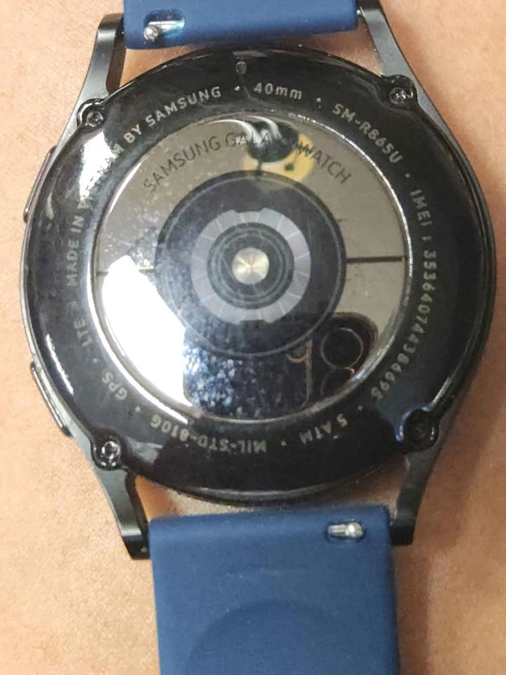 Galaxy Watch 4 - photo 2