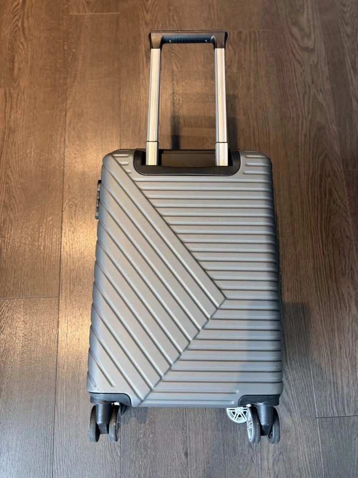 Carry On Hard Shell Spinner Luggage Suitcase - photo 3