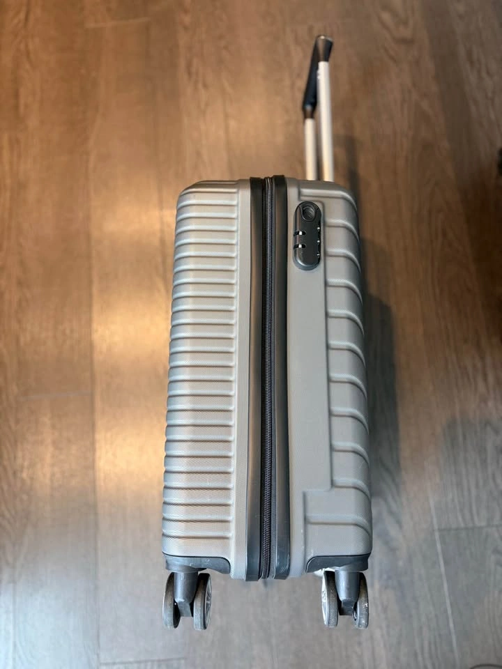 Carry On Hard Shell Spinner Luggage Suitcase - photo 4