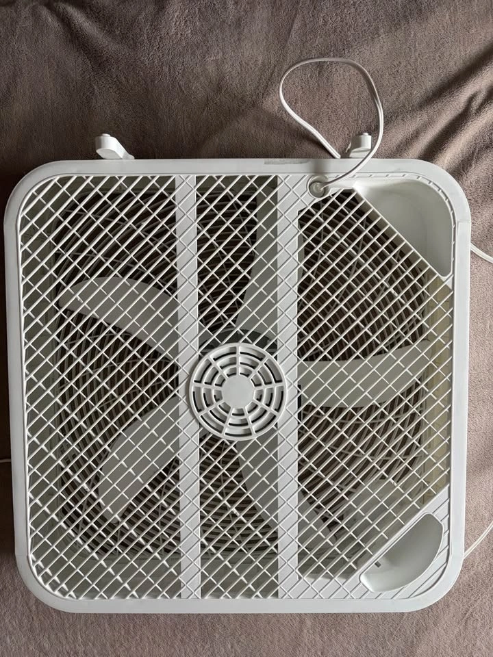 White Box Fan - photo 2