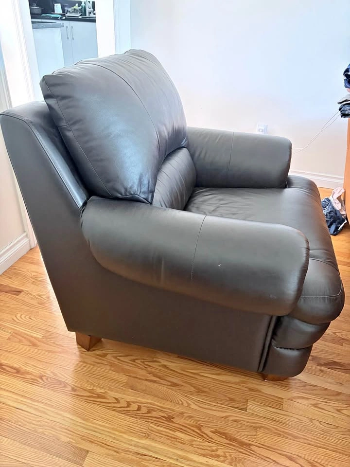 Black Leather Armchair