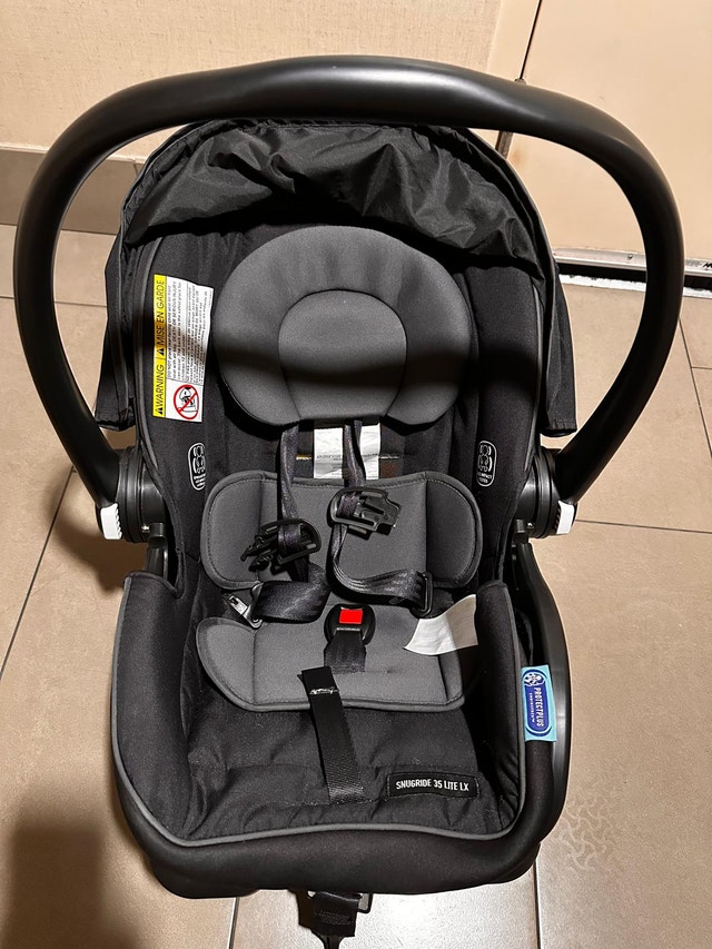 Graco SnugRide 35 Lite LX Infant Car Seat - Great Condition! - photo 2
