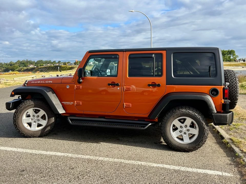 2011 Jeep Wrangler Unlimited - photo 5