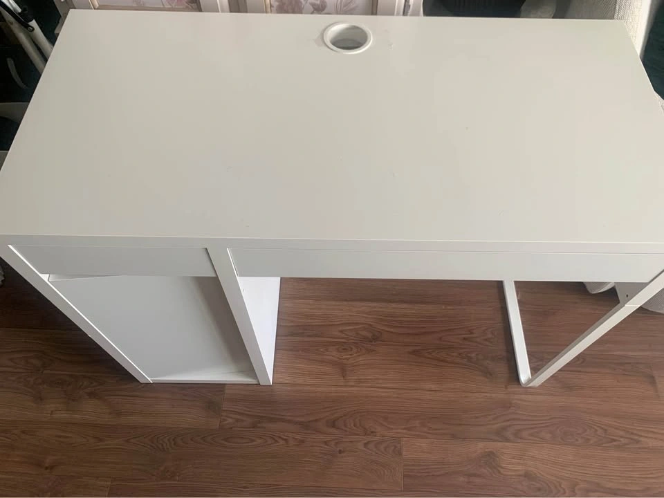 IKEA MICKE Desk - photo 3