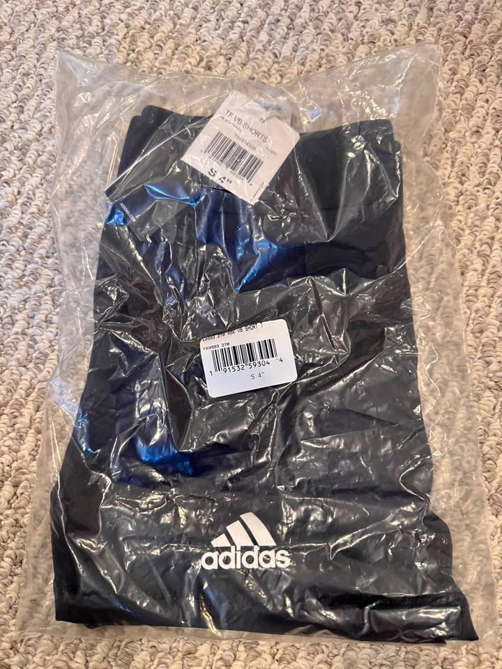 Brand New Adidas Black VolleyBall Shorts Size Small