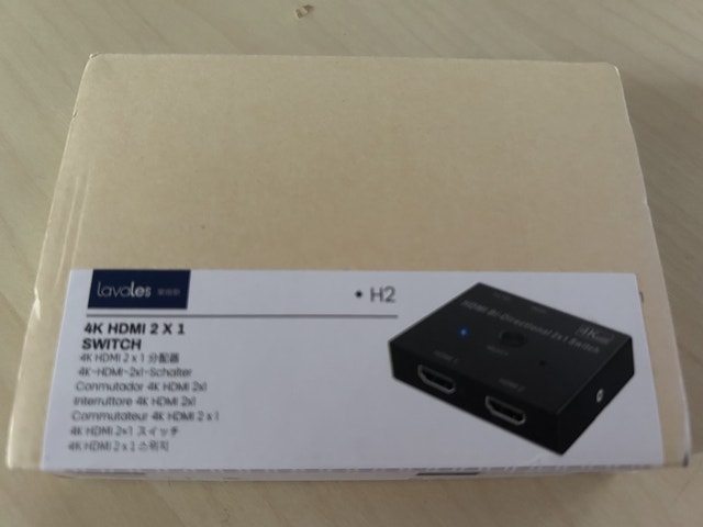 4K 2 in 1 HDMI Switch - photo 2