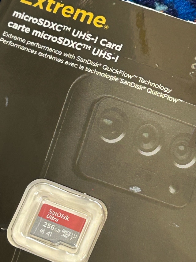 SanDisk 256GB Ultra microSDXC Card - photo 2