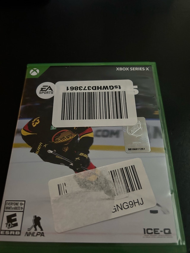 NHL 25 Xbox Series X