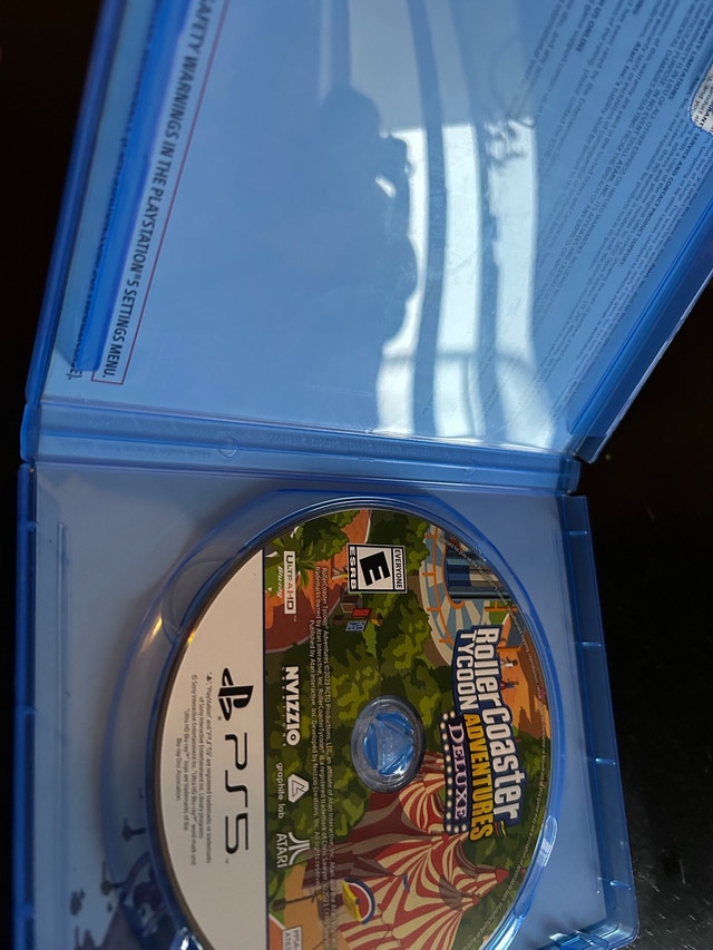 Rollercoaster Tycoon Adventures Deluxe - photo 2