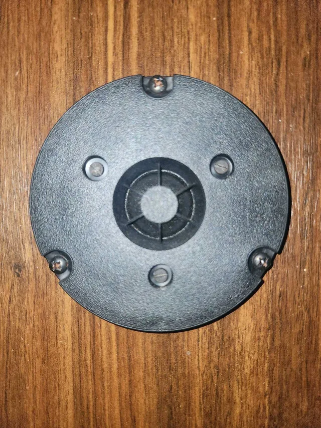 vintage Avid 102 speakers image indicator(3)