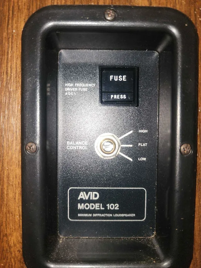 vintage Avid 102 speakers image indicator(4)