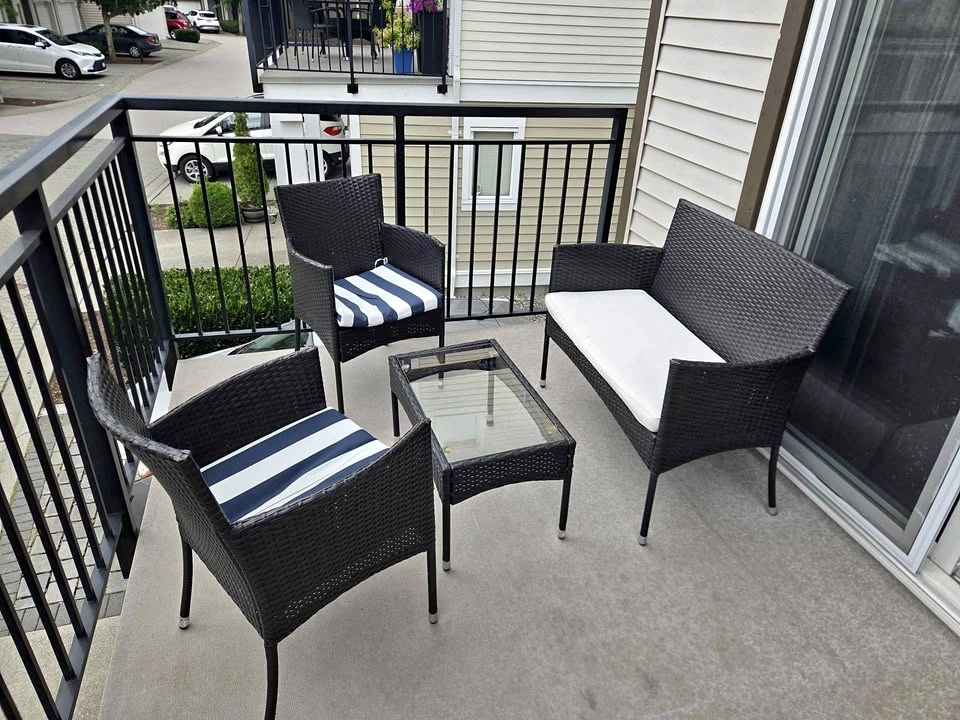 4-Piece Wicker Patio Furniture Set
