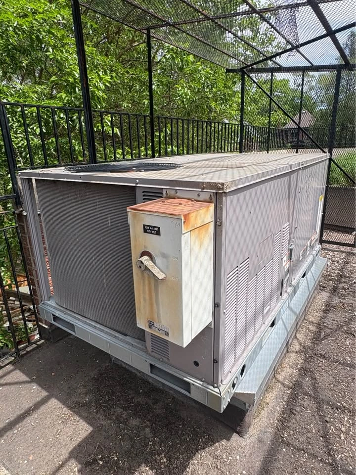 5 Ton ICP Commercial Rooftop HVAC Unit – Gas Heat & AC - photo 3