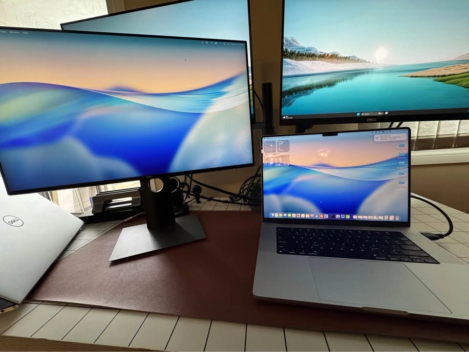 3 Dell Monitors + HUANUO Dual Arm Stand - photo 2