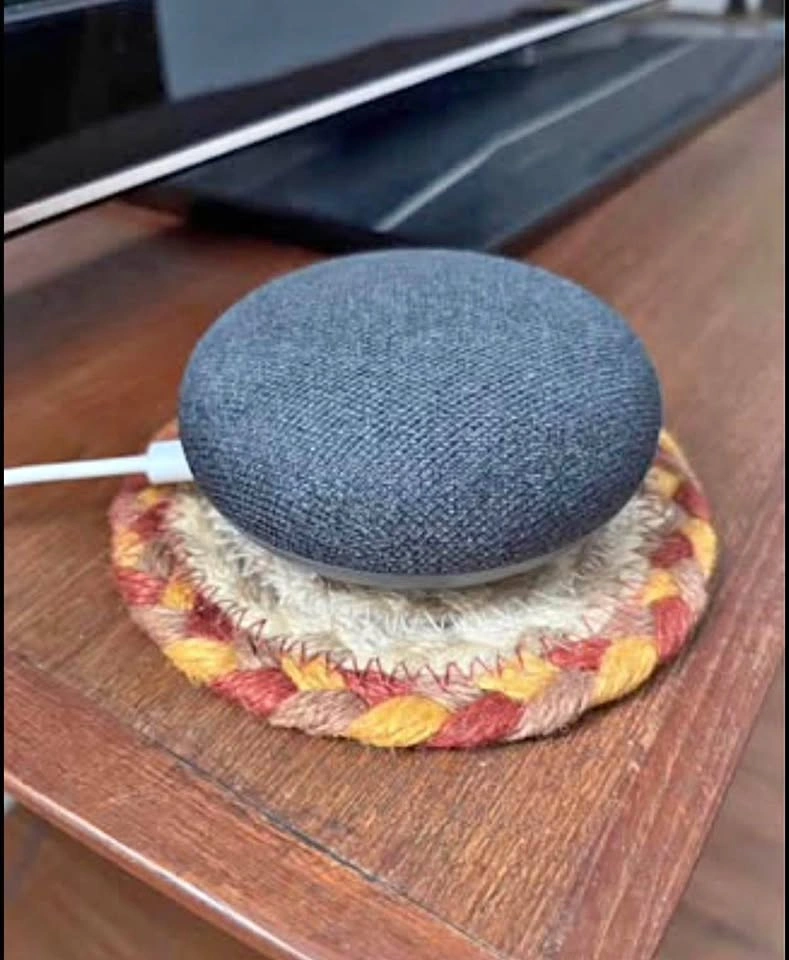 Google Nest Mini Gen 1
