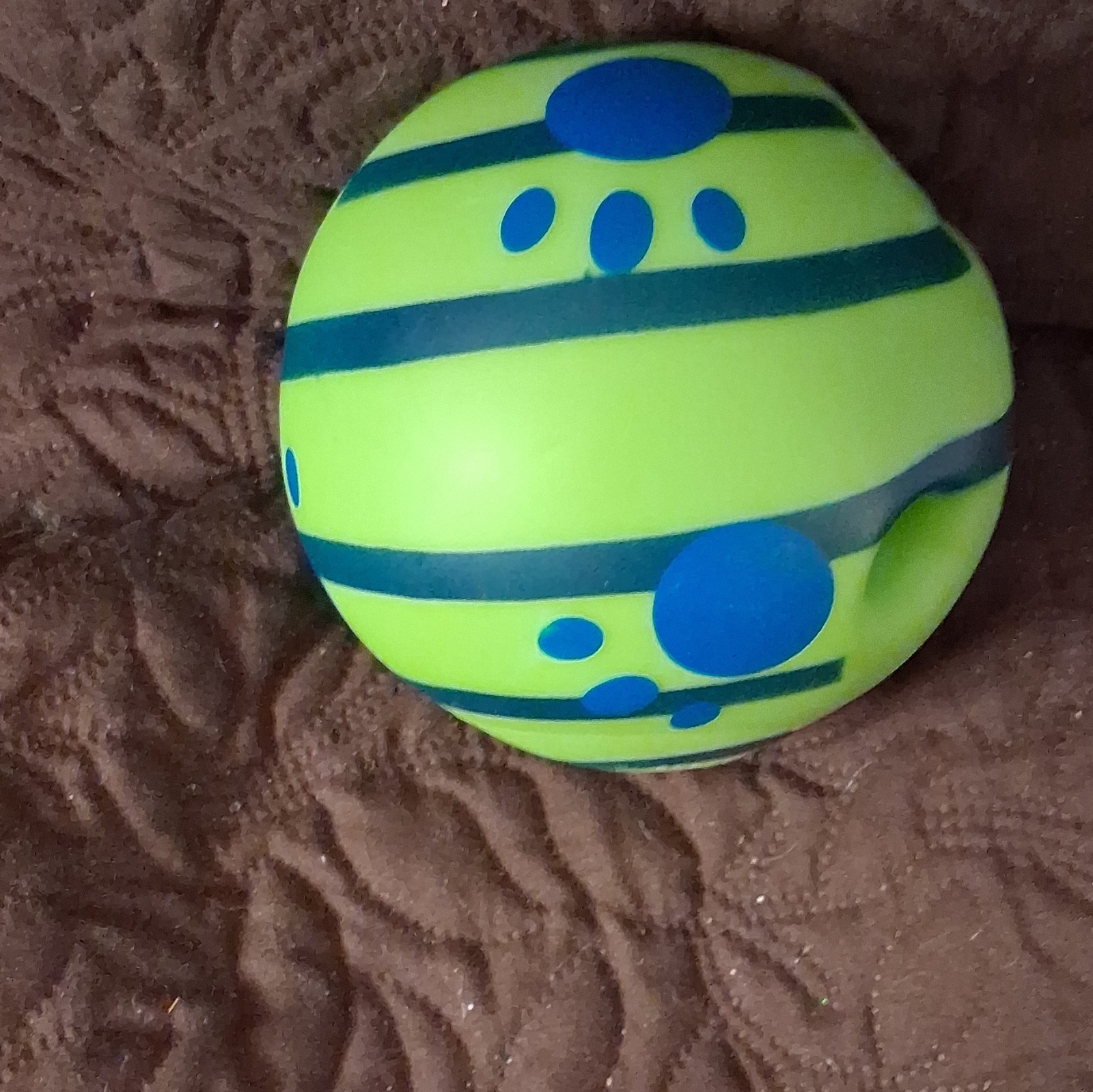Wobble Wag Giggle Rubber Squeaky Dog Toy Ball, Green/Blue Stripe - photo 2