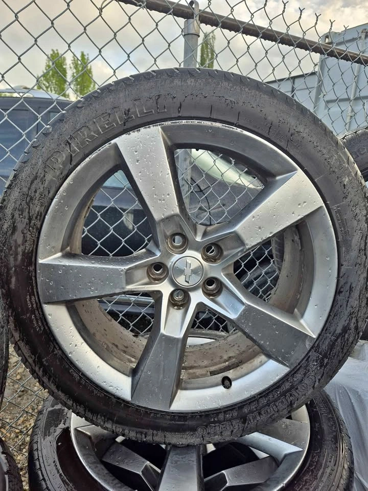 OEM Chevrolet 20" 5-Spoke Wheels & Pirelli Scorpion Zero Tires