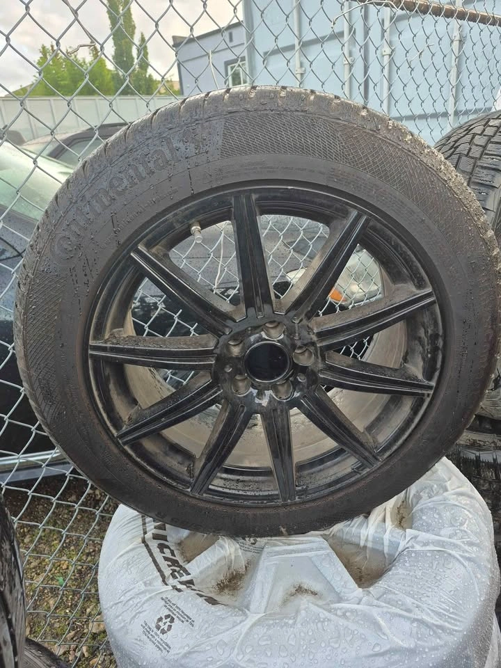 19" Gloss Black Multi-Spoke Wheels & Continental Tires Set - photo 2