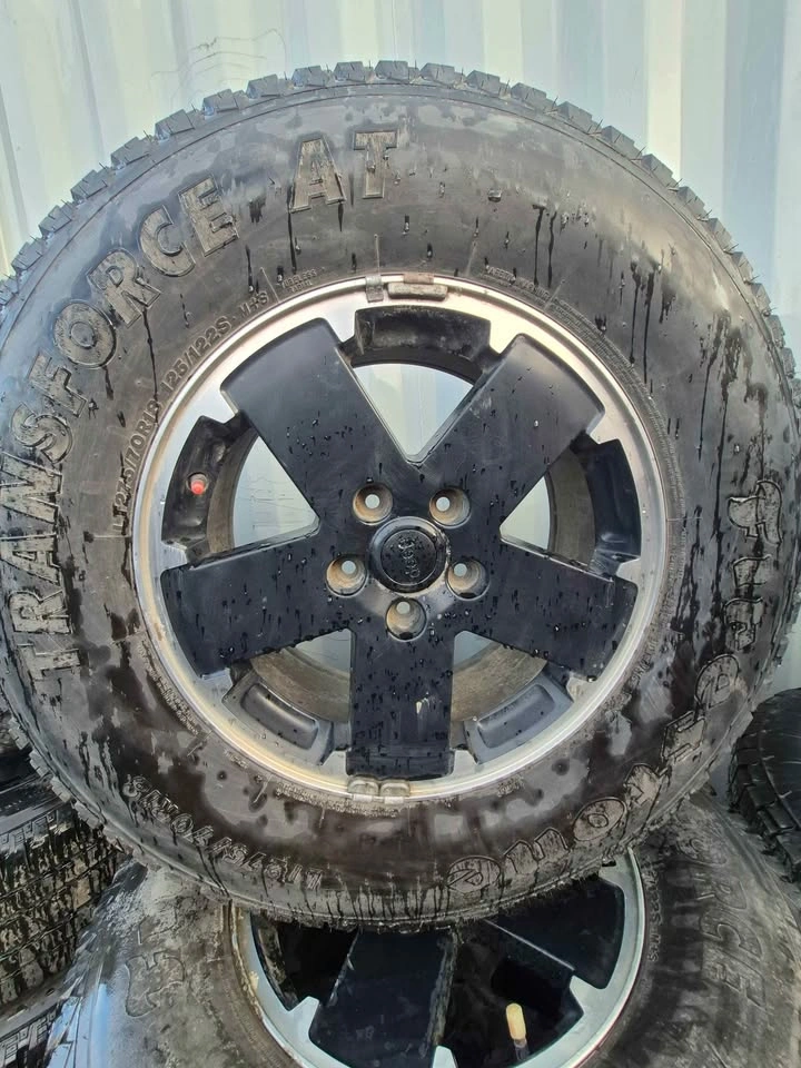 OEM Jeep 18" Black Wheels & Firestone Tires - LT275/70R18 - photo 2