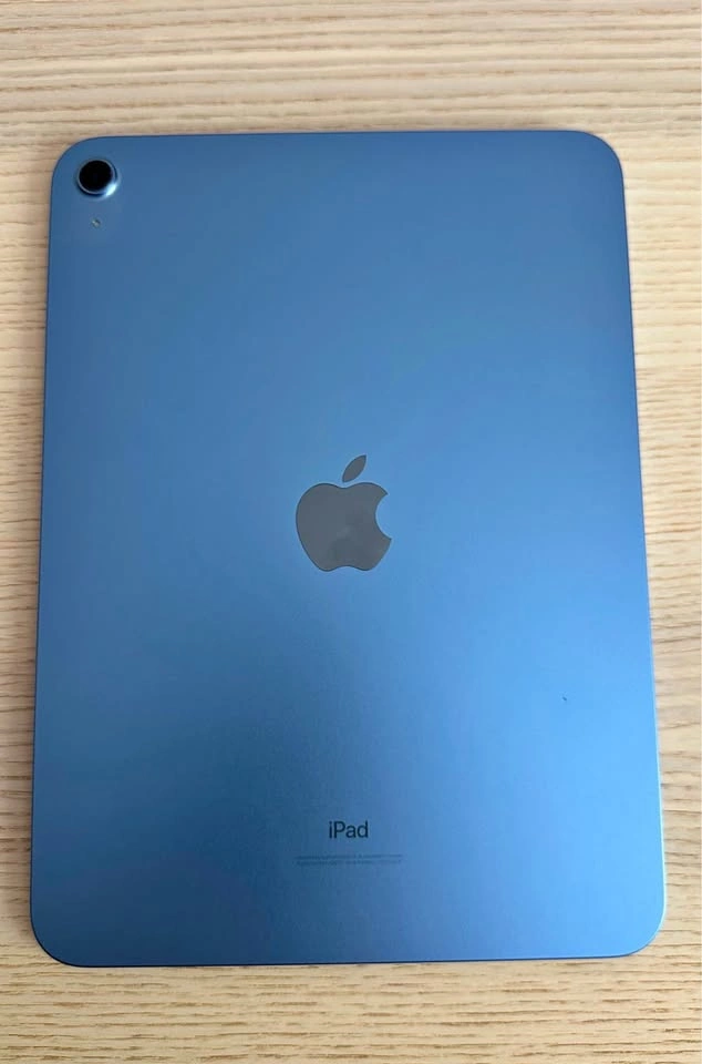 iPad 10th Gen like new