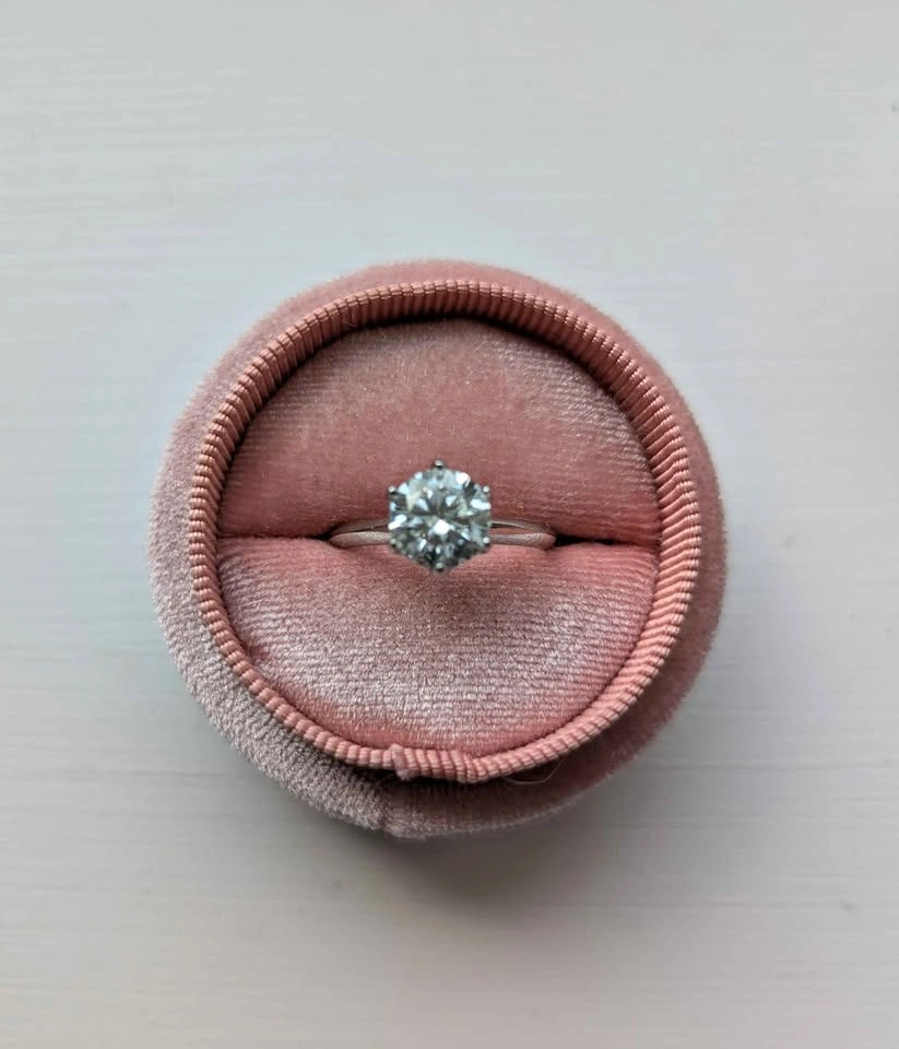 Moissanite Ring. Sterling Silver. 1.5 ct.