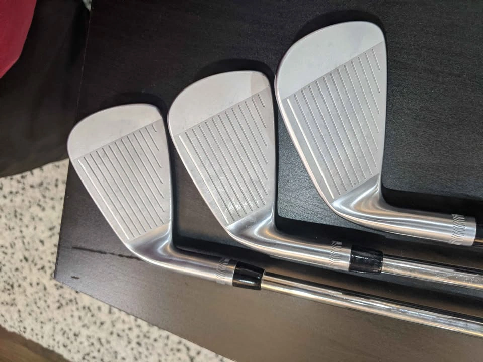 Practically new PXG 0317 tour irons RH - photo 2