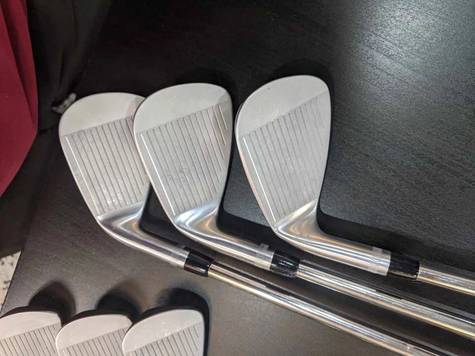 Practically new PXG 0317 tour irons RH - photo 3