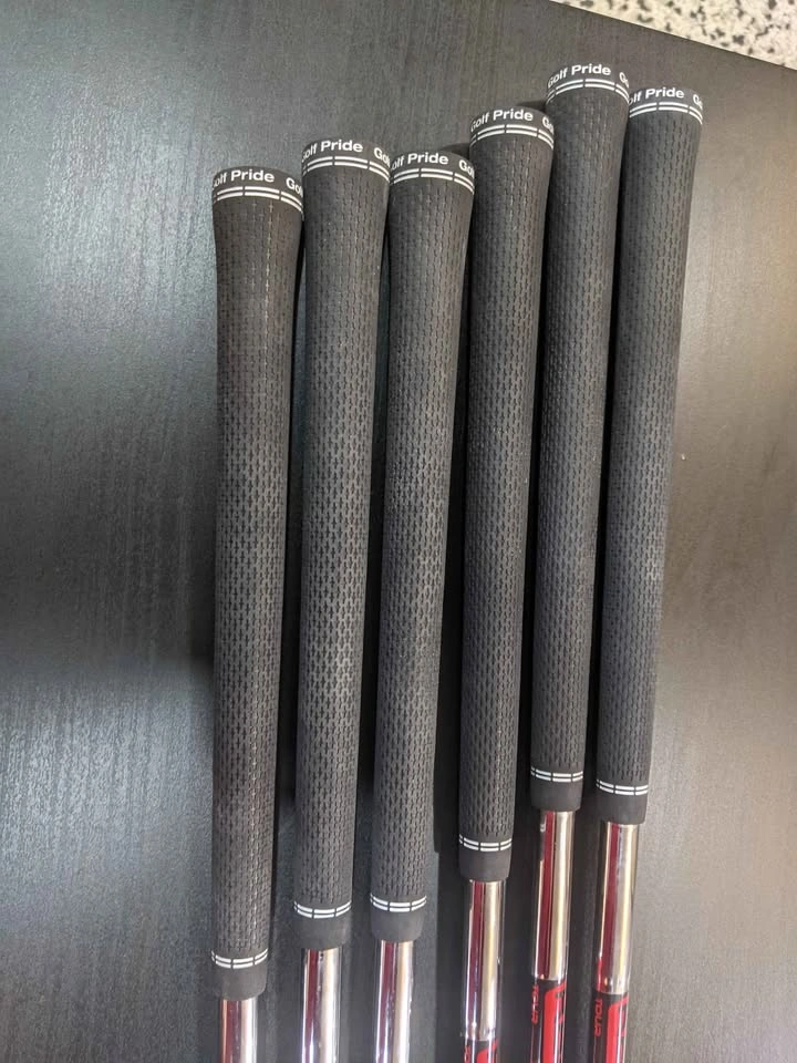 Practically new PXG 0317 tour irons RH - photo 5