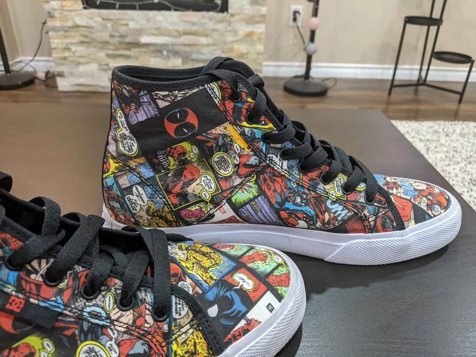 DC x Marvel Deadpool comic strip shoes - photo 3