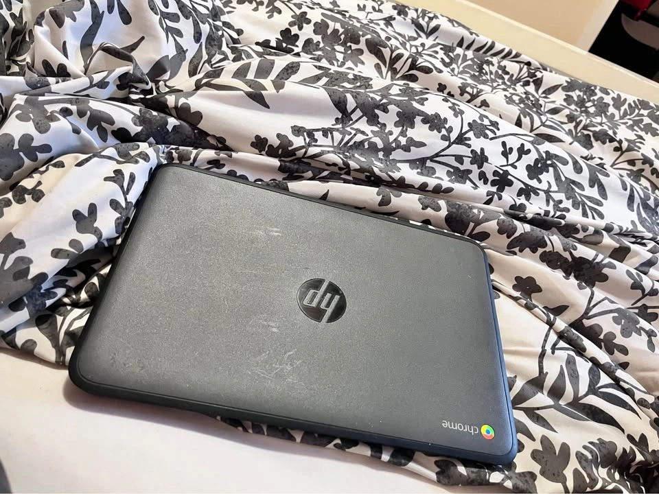HP Chromebook 11” Laptop – Works Great - photo 2