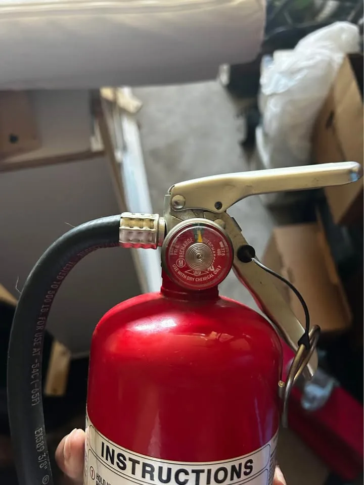 Amerex 5lb Fire Extinguisher image indicator(2)