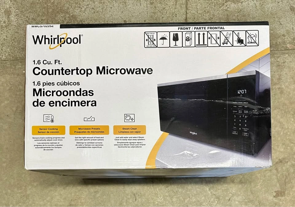 Whirlpool 1.6 Cu. Ft. Countertop Microwave - photo 2