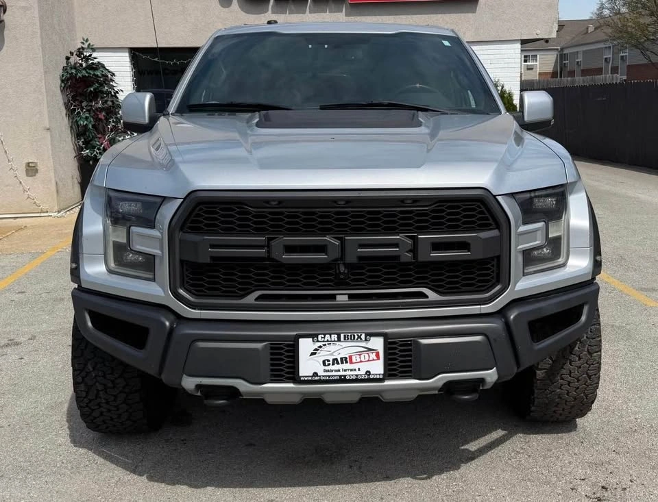 2017 Ford F150 SuperCrew Raptor 4D 5.5ft Bed - photo 3