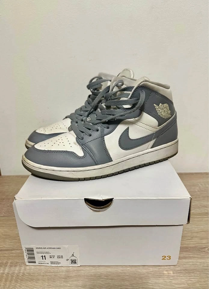 Nike Women’s Air Jordan 1 Mid “Sail/Stealth-White" Size 11 Used
