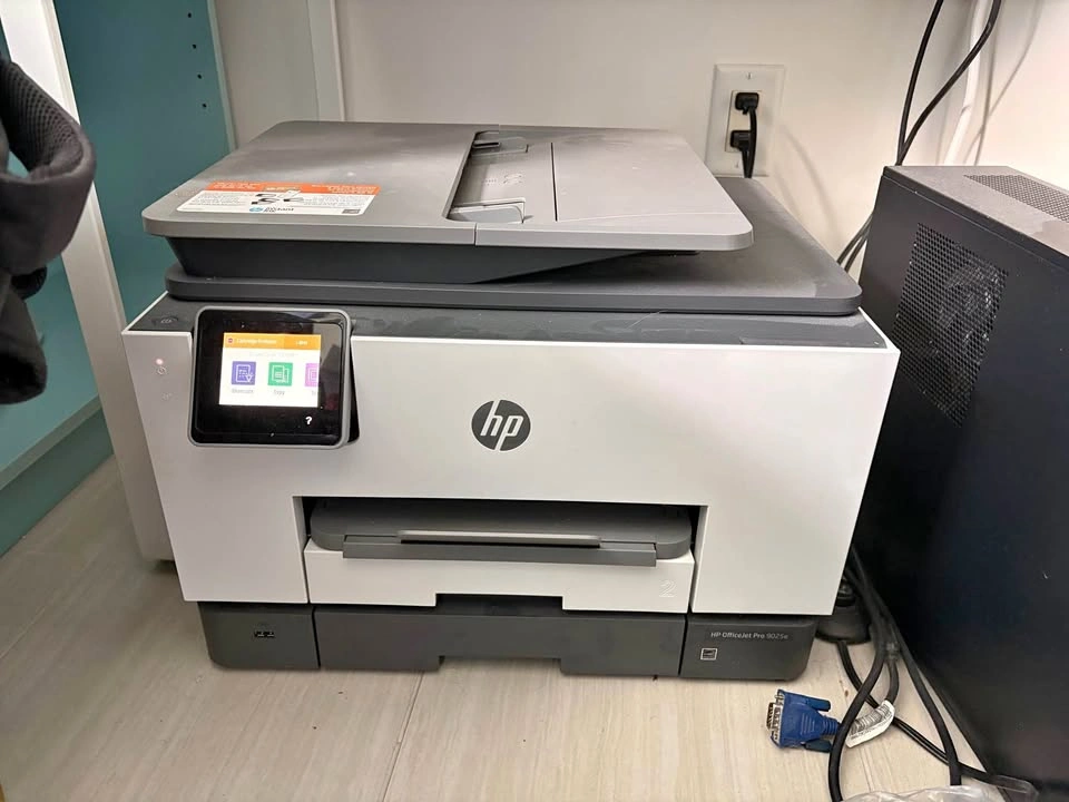 HP OfficeJet Pro 9025e printer (ink not included)