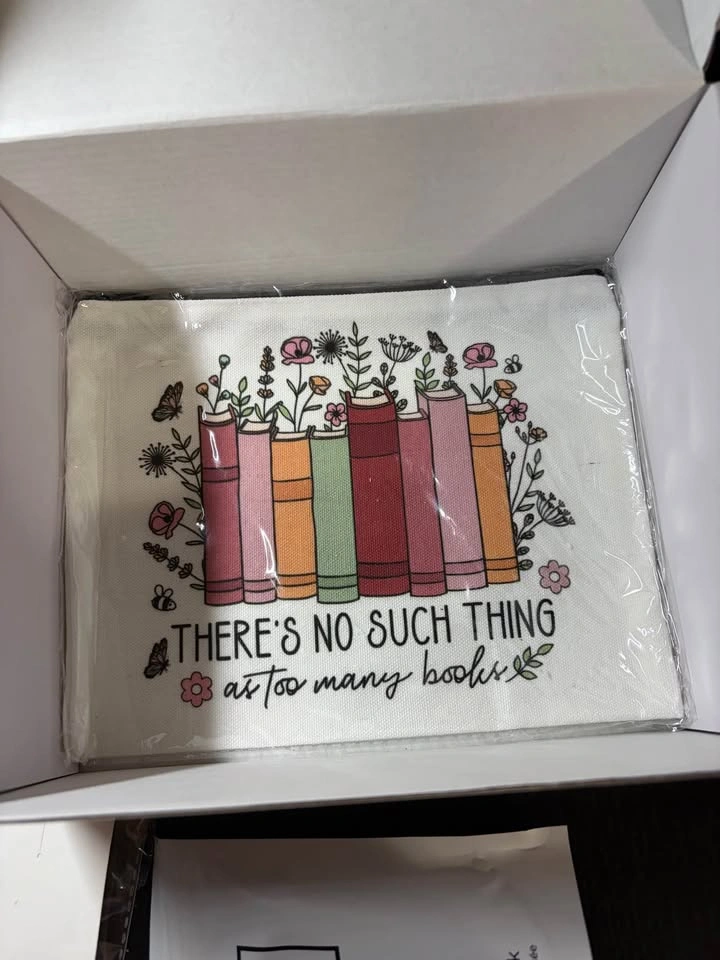 Book Lovers Gift Box - photo 2