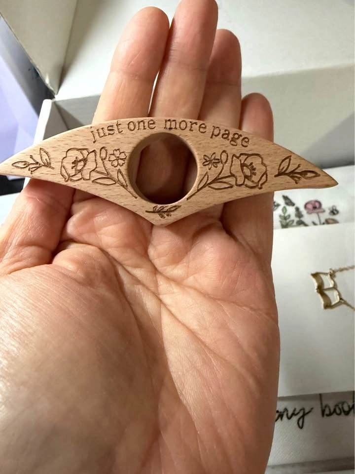 Book Lovers Gift Box - photo 5