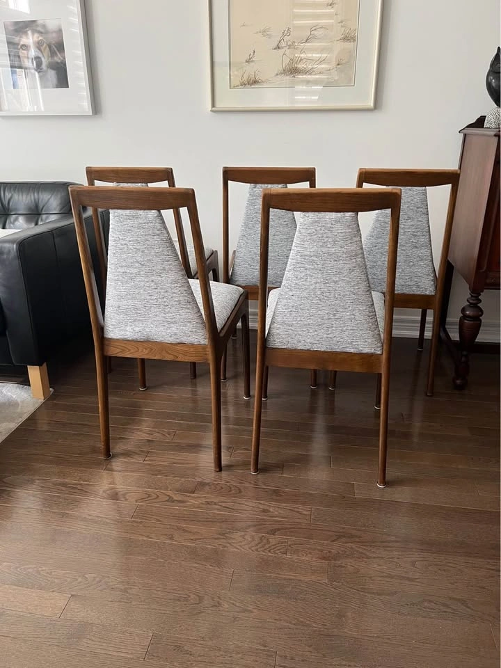 Set of 5 Mid-Century Modern Walnut Dining Chairs - photo 2