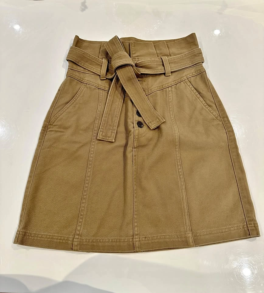 Banana Republic Twill Mini Skirt Size 0 – New with tags
